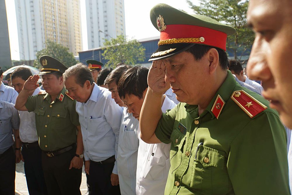 Phó Thủ tướng Trương Hòa Bình đối thoại với cư dân vụ cháy 13 người chết